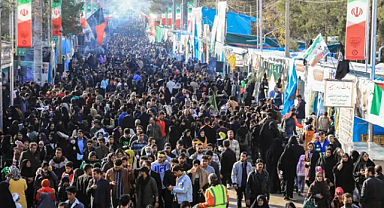 Anma programında patlama: 103 ölü 180 yaralı