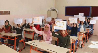 Öğrenciler için karne sevinci bugün başlıyor!