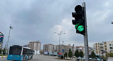 Şanlıurfa'da trafik ışıklarına