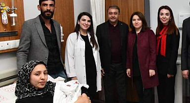 Şanlıurfa'da yılın ilk bebeği dünyaya geldi