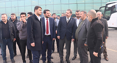 Başkan Baydilli otogar esnafı ile görüştü