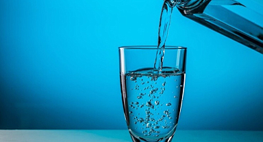 Uzmanlar uyarıyor: Soğuk havalarda su içmekten kaçınmayın!