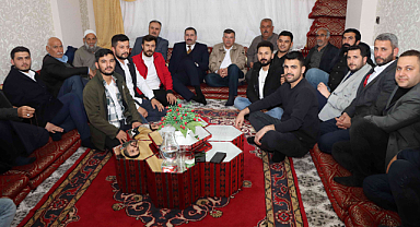 Başkan Baydilli vatandaşlara yeni dönem Karaköprü'yü anlatıyor