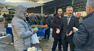 Karaköprü adayı Bayram’dan pazar esnafına ziyaret