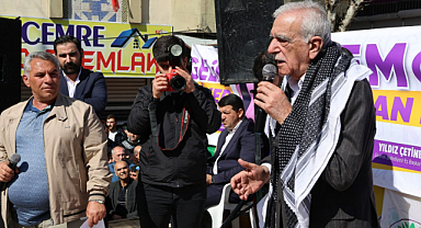 Kendisi de bir ağa olan Türk, Siverek'te ağalara yüklendi!