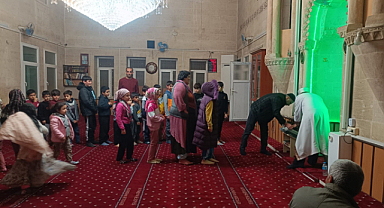 Urfa'da çocuklara cami sevgisi kazandırılıyor