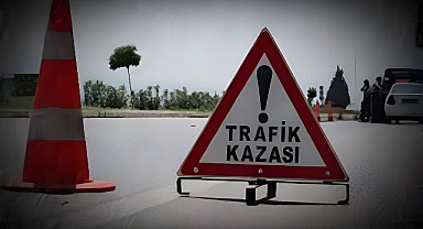 Otomobil yayalara çarptı: Ölü ve yaralılar var