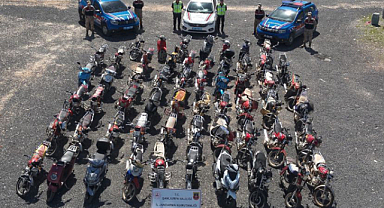 Şanlıurfa'da motosikletler ve araçlar denetlendi