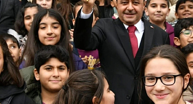 Şanlıurfa'da öğrenciler için ilk ders başladı