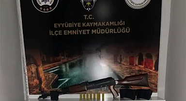 Arama kaydı buluanan 14 şahıs yakalandı