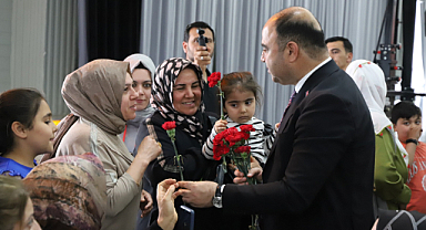 Başkan Çiftçi Karaköprülü annelerle buluştu