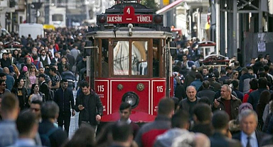 Bakanlık açıkladı! Türkiye'de kaç milyon yabancı var?