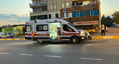 Seyir halindeki motosikletler çarpıştı: 1 yaralı