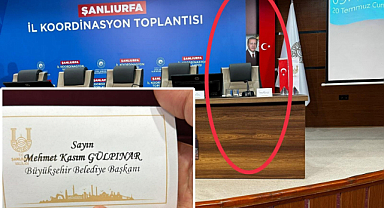 Urfa'da ikinci protokol krizi! Başkan Gülpınar'ın protokol yerinin değiştirilmesi tepki çekti