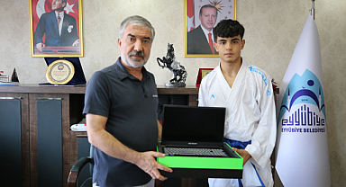 Eyyübiye Belediyesi'nden başarıya ödül