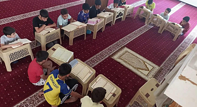 Karaköprü Müftüsü Emiri: Geleceğimizi çocuklar belirleyecek
