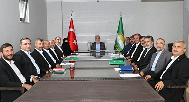 HÜDA PAR'ın Başkanlık Divanı'nda görev dağılımı belli oldu