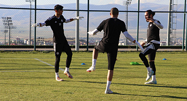 Karaköprü Belediyespor kamp çalışmalarını tamamladı