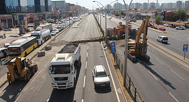 Şanlıurfa Bulvarı'nda trafik çileye dönüştü!