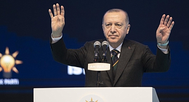 Ak Parti açıkladı! Hangi belediye başkanları ve milletvekilleri geçiş yapıyor?