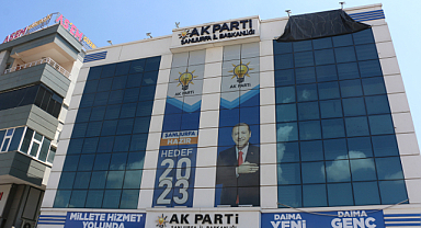 AK Parti Şanlıurfa'da sıcak gelişme: İlçe başkanları görevlerinden ayrıldı!
