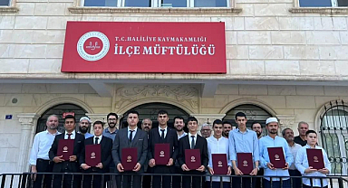 Şanlıurfa'da 20 öğrenci eğitimini tamamlayarak belgelerini aldı