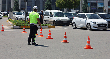 Şanlıurfa’da denetimlerinde 9 kişi gözaltına alındı