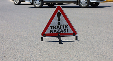 Şanlıurfa'da otomobil şarampole devrildi: 4 yaralı