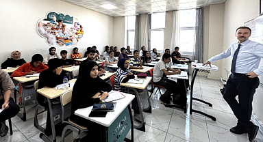 Süleymanşah Gençlik Merkezi’nde YKS hazırlık kursları büyük ilgi görüyor
