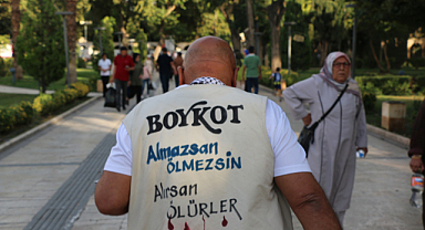 Şanlıurfa sokaklarında tek başına bir direnişçi: 