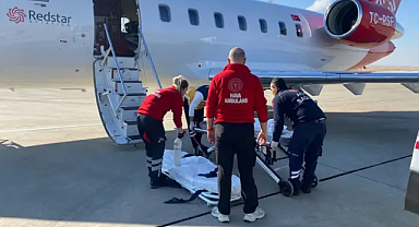 Küçük çocuk uçak ambulansla Ankara'ya sevk edildi 