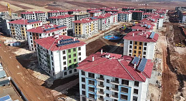 Bakan Şimşek duyurdu! Depremzedelerin o talepleri kabul edildi