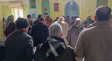 Camilerde yağmur için dua yapıldı