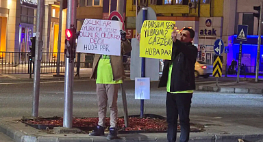 Gençlerden yılbaşında 'Gazze’yi Unutma' farkındalık çalışması