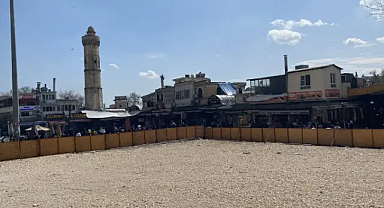 Haşimiye Meydanı'ndaki o projesine itiraz sürüyor