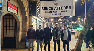 Şanlıurfa'da dikkat çeken pankarta HÜDA PAR'dan destek