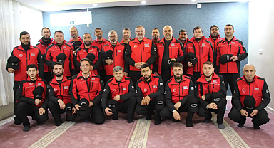Umut Kervanı Vakfı Gaziantep'te arama kurtarma ekibi kurdu