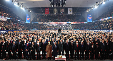 AK Parti'nin yeni MKYK listesi açıklandı! Sürpriz isimler dikkat çekti