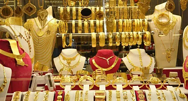 Altın güne rekorla başladı
