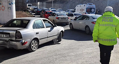 Haliliye'de araçlar zincirleme kaza yaptı: 1 yaralı