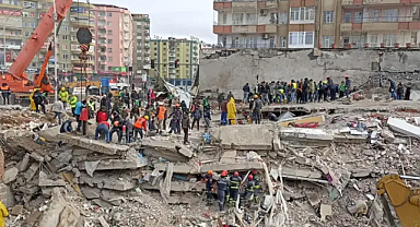 Naci Görür'den dikkat çeken uyarı
