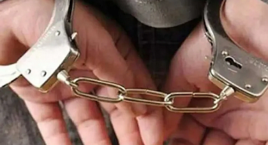 Uyuşturucu suçundan aranan 2 kişi yakalandı