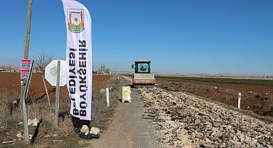 Yardımcı ı̇le harran arası grup yolu ı̇çı̇n çalışmalar hızla devam edı̇yor