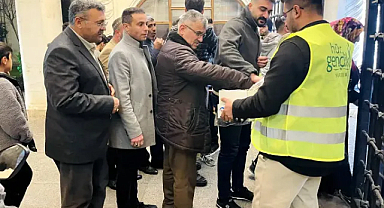 Hür Gençlik Ramazanın ilk gecesinde camilerde ikramda bulundu