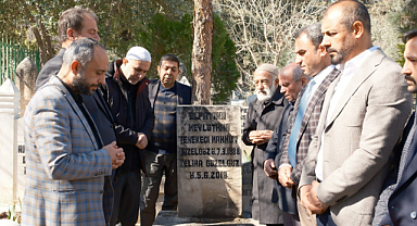 Şanlıurfa'nın sevilen ismi Gazelhan Tenekeci Mahmut, vefatının 37. yılında anıldı