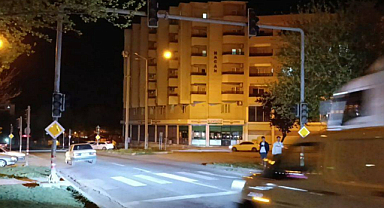 Arızalı trafik ışıkları kazaya davetiye çıkarıyor!