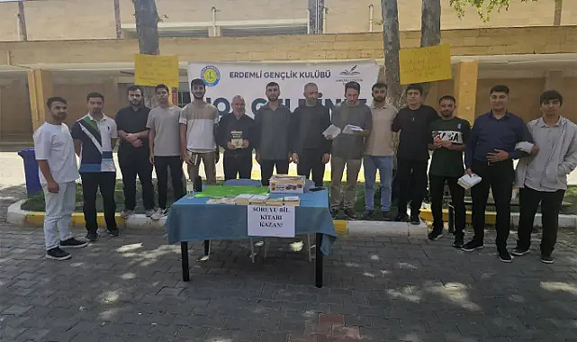 Harran Üniversitesinde "Soruyu bil, kitabı kazan" etkinliğine yoğun ilgi