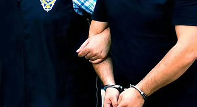 Otomobil hırsızlığı yapan 2 kişi yakalandı