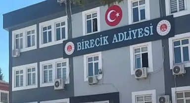 Adliye önünde taşlı sopalı kavga: 5 yaralı