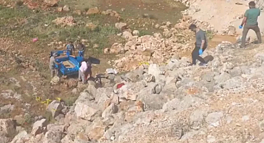 Halfeti'de patpat şarampole devrildi: 1 ölü, 1 ağır yaralı